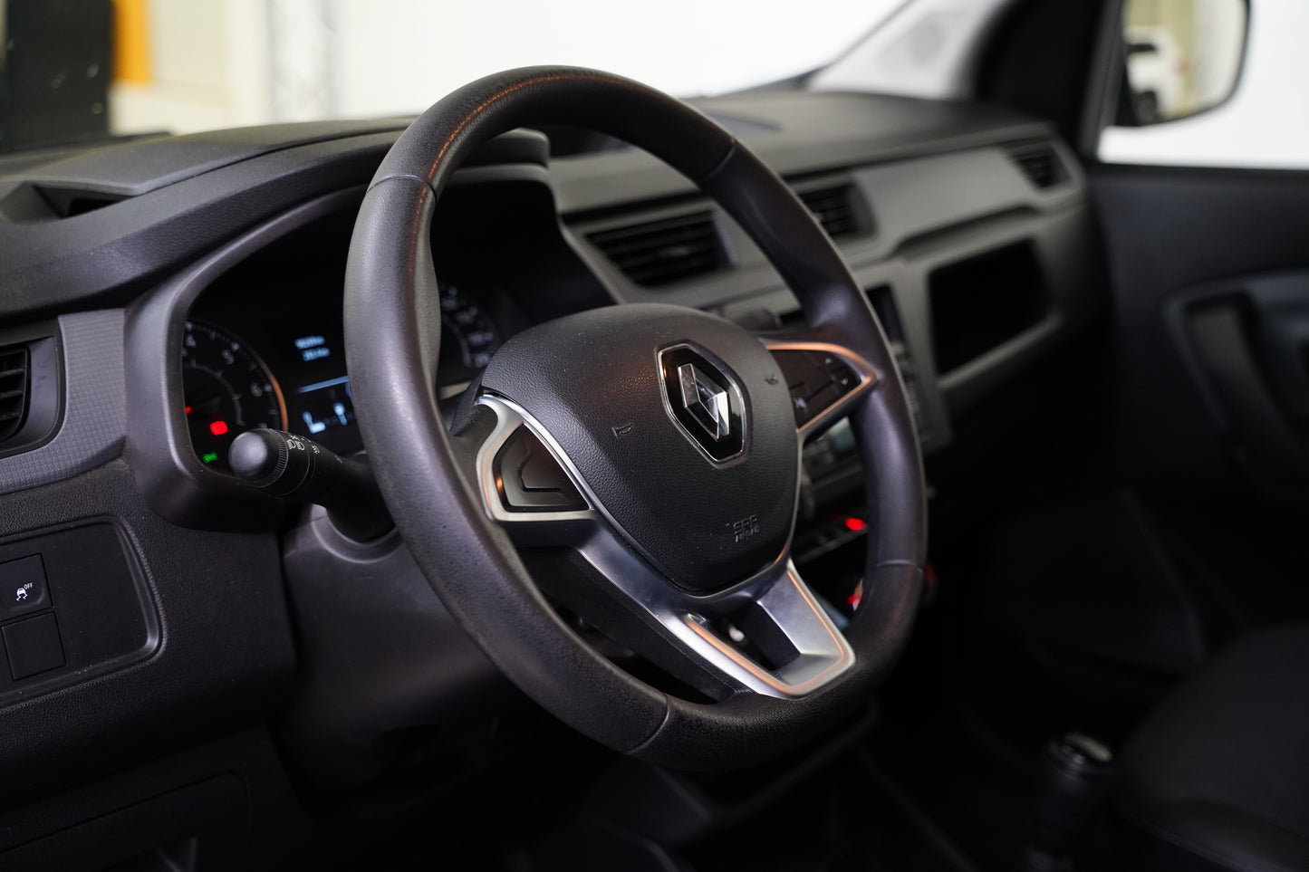 Renault Express 1.3 TCe 75 kW