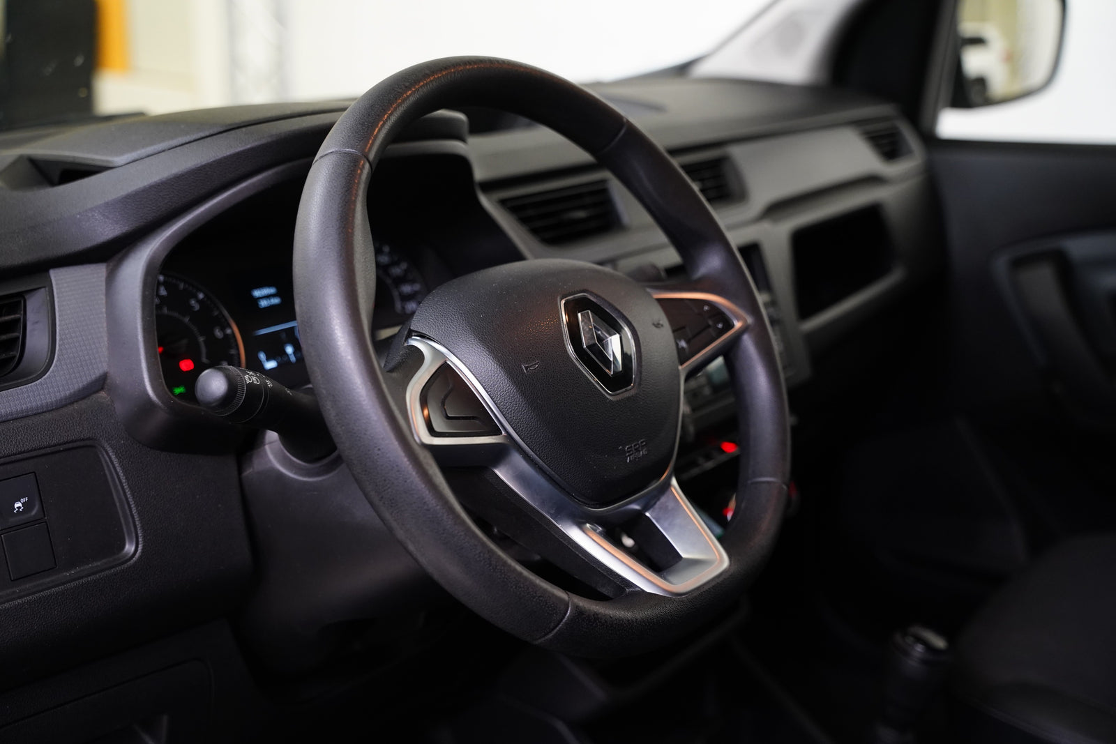Renault Express 1.3 TCe 75 kW – foto 14