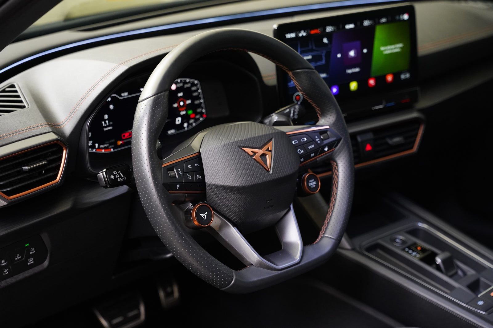 Cupra Formentor 2.0 TSI 228 kW DSG 4Drive VZ – foto 14