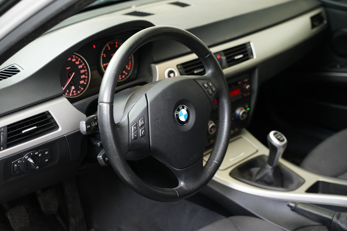 BMW Řada 3 318i 105 kW – foto 14