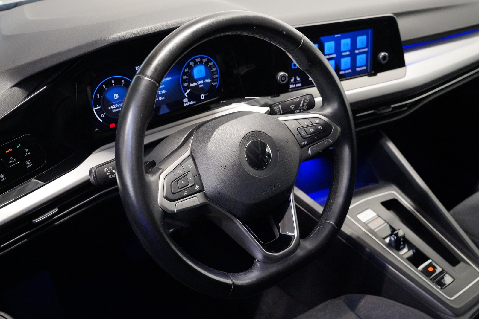 Volkswagen Golf 1.0 TSI 81 kW DSG Life – foto 14