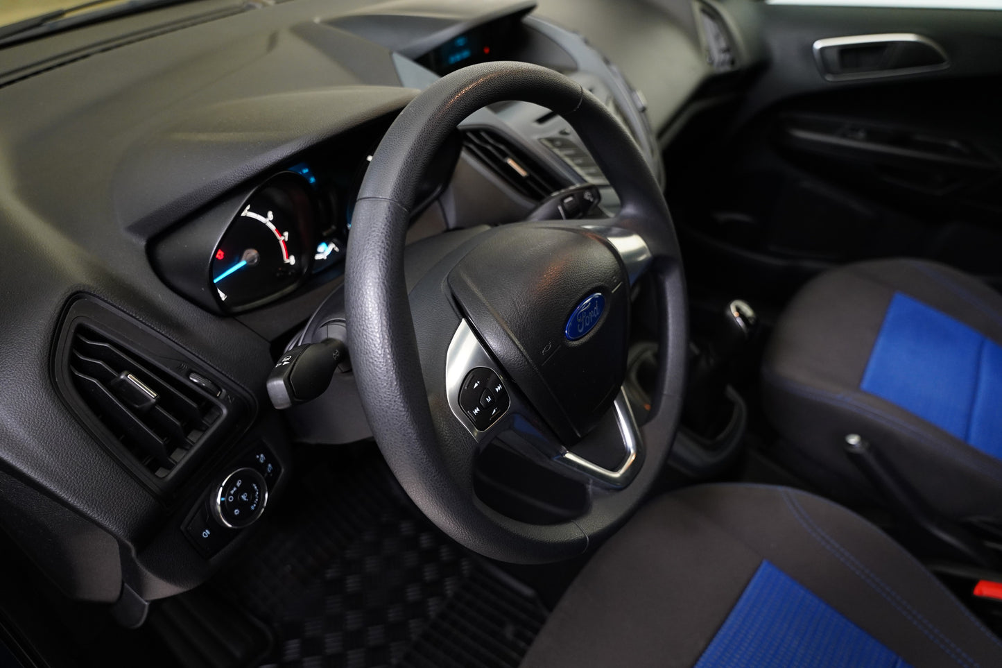 Ford B-MAX 1.4 16V 66 kW Duratec
