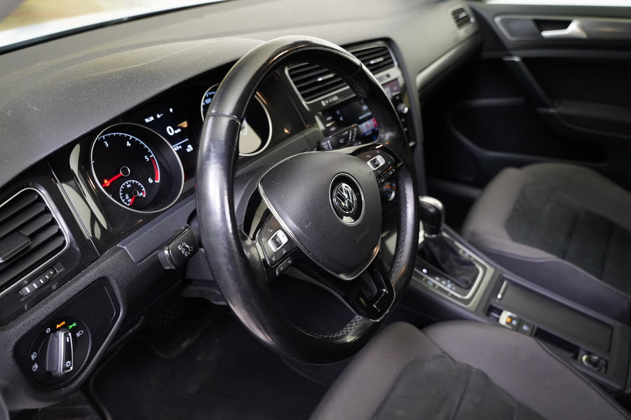 Volkswagen Golf 1.6 TDI 85 kW DSG Comfortline – foto 14