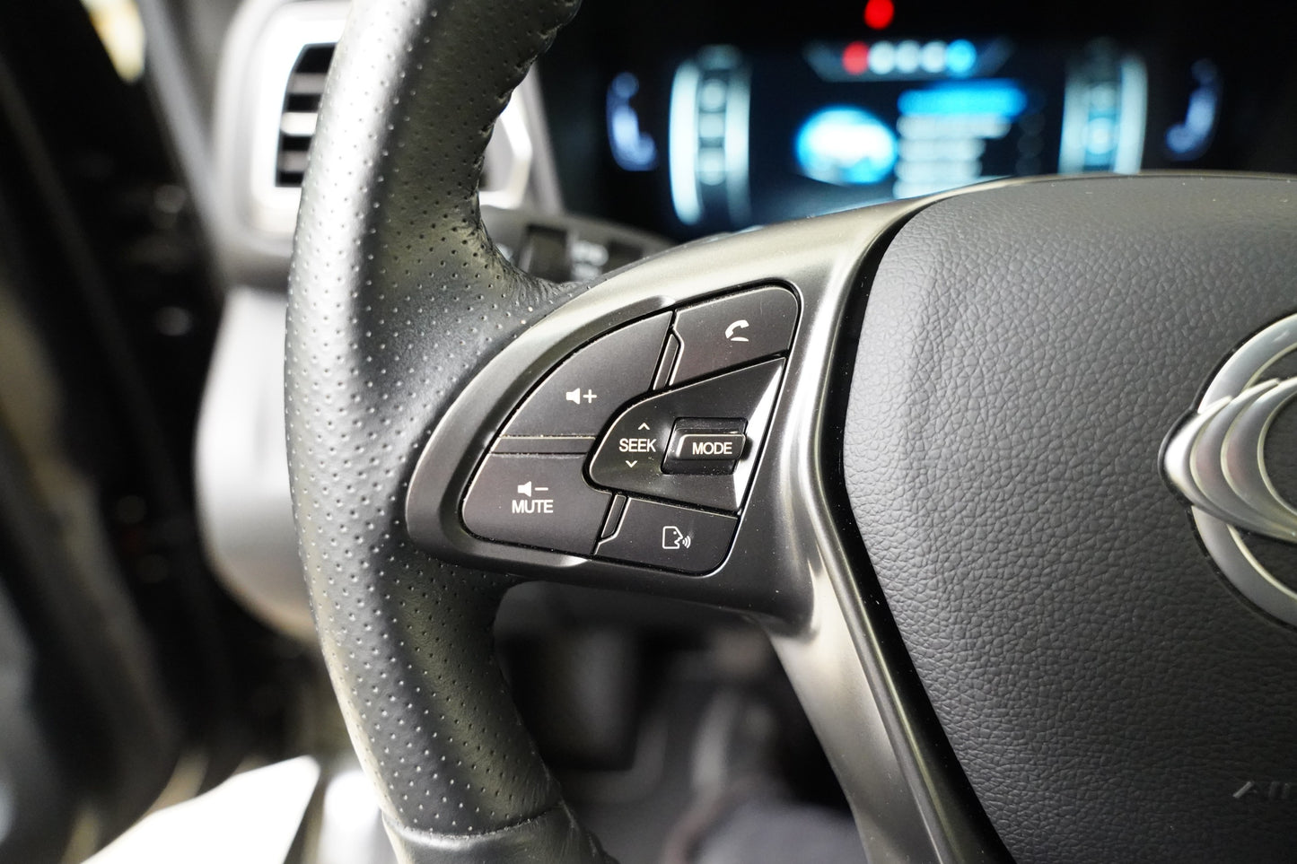 Ssang Yong Tivoli 1.5 T-GDI 120 kW Style