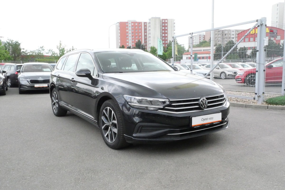 Volkswagen Passat 2.0 TDI 110kW BMT DSG Business