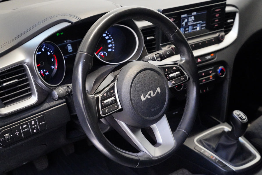 Kia Cee'd 1.5 T-GDI 117 kW – foto 14