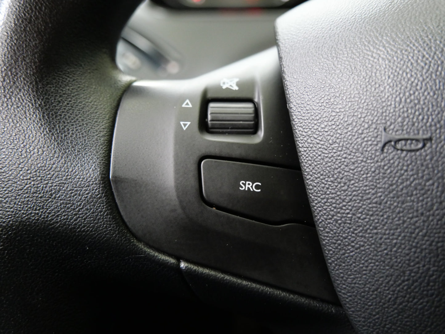 Peugeot 208 1.2 VTi 60 kW Active