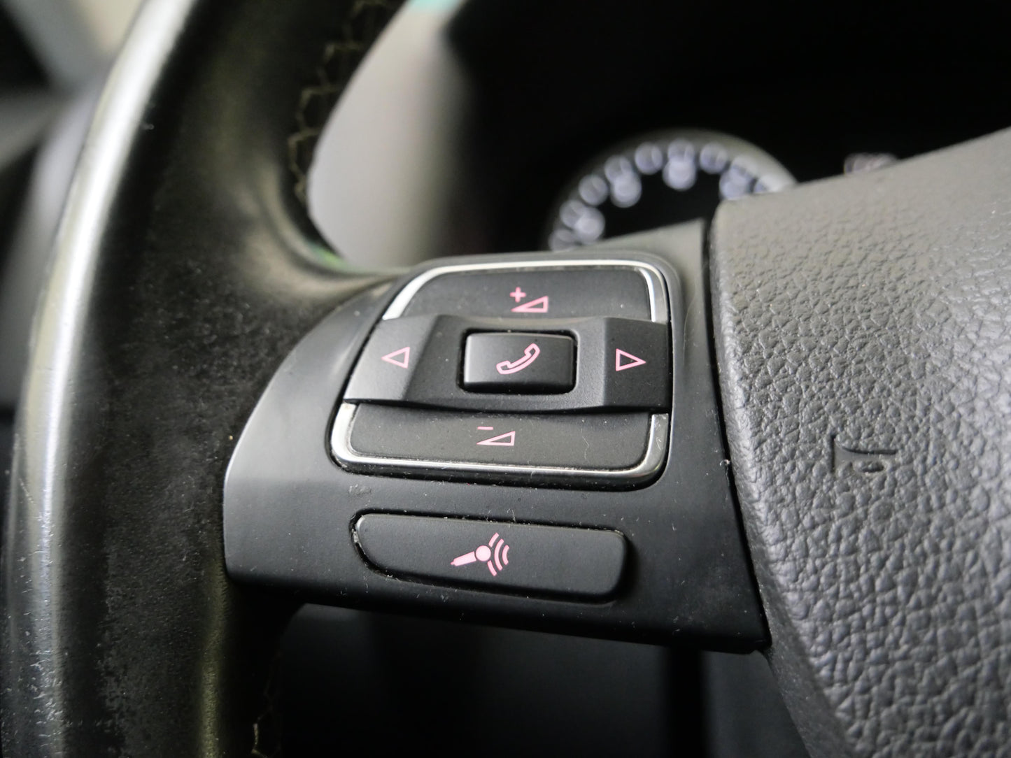 Volkswagen Tiguan 1.4 TSI 90 kW Sport & Style