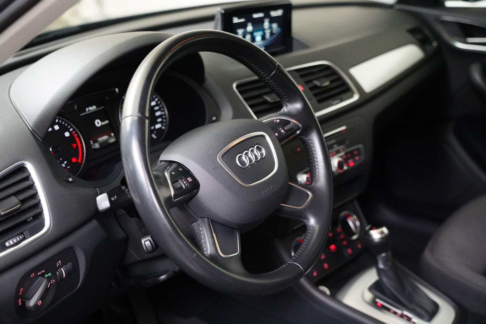 Audi Q3 1.4 TFSI 110 kW Comfort – foto 14