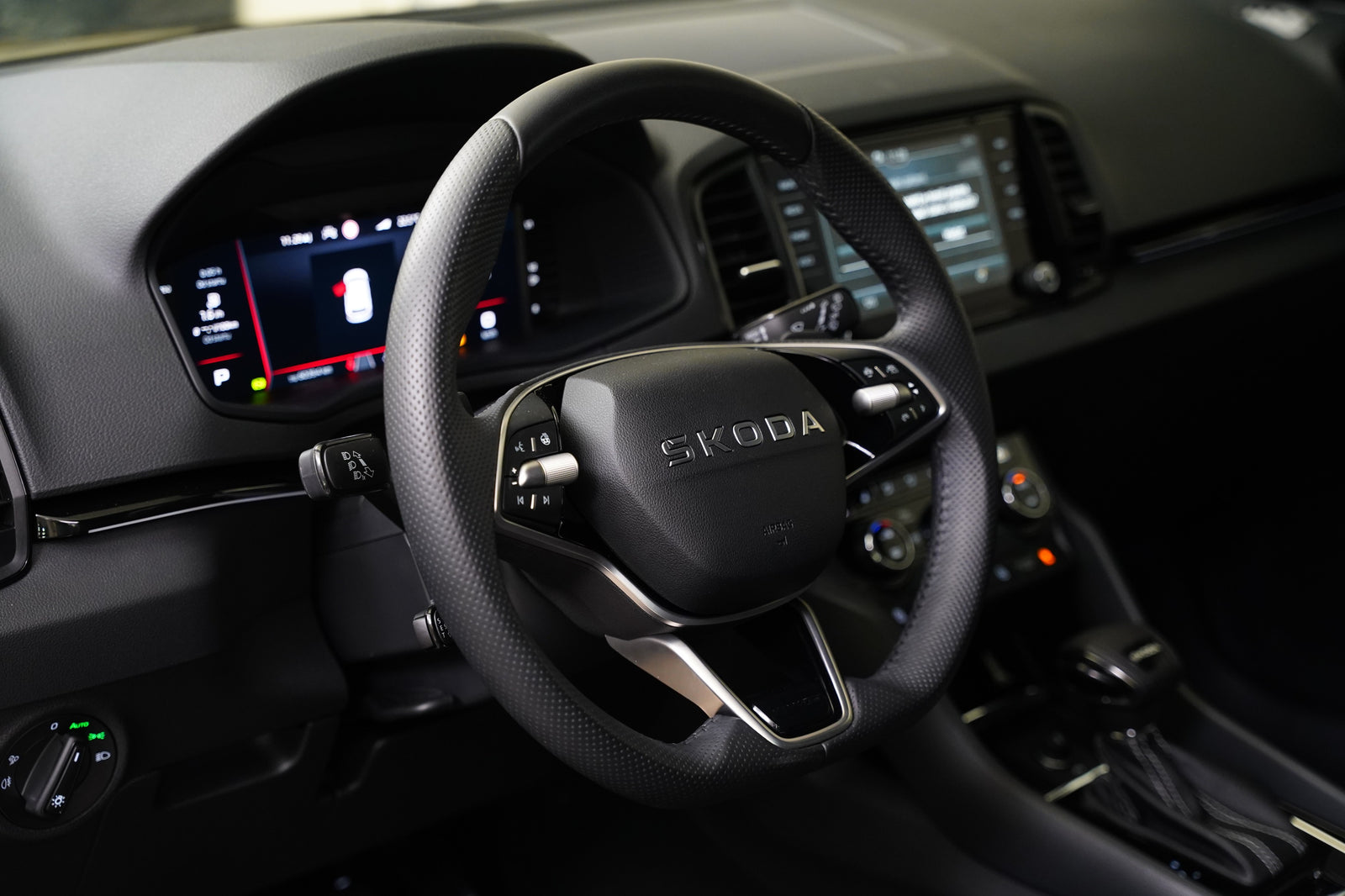 Škoda Karoq 1.5 TSI 110 kW DSG Sportline – foto 14