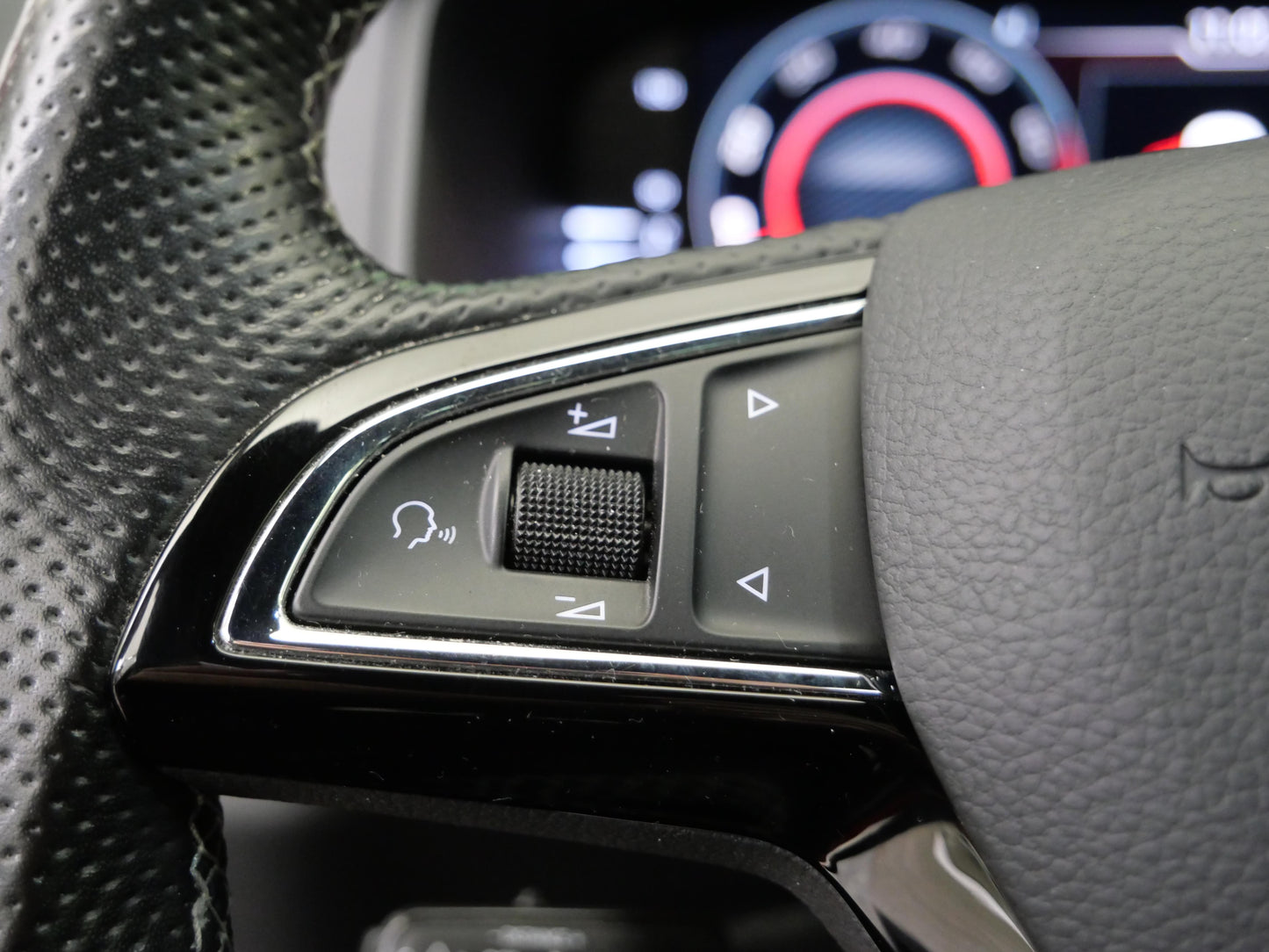 ŠKODA Karoq 1.5 TSI 110 kW Sportline