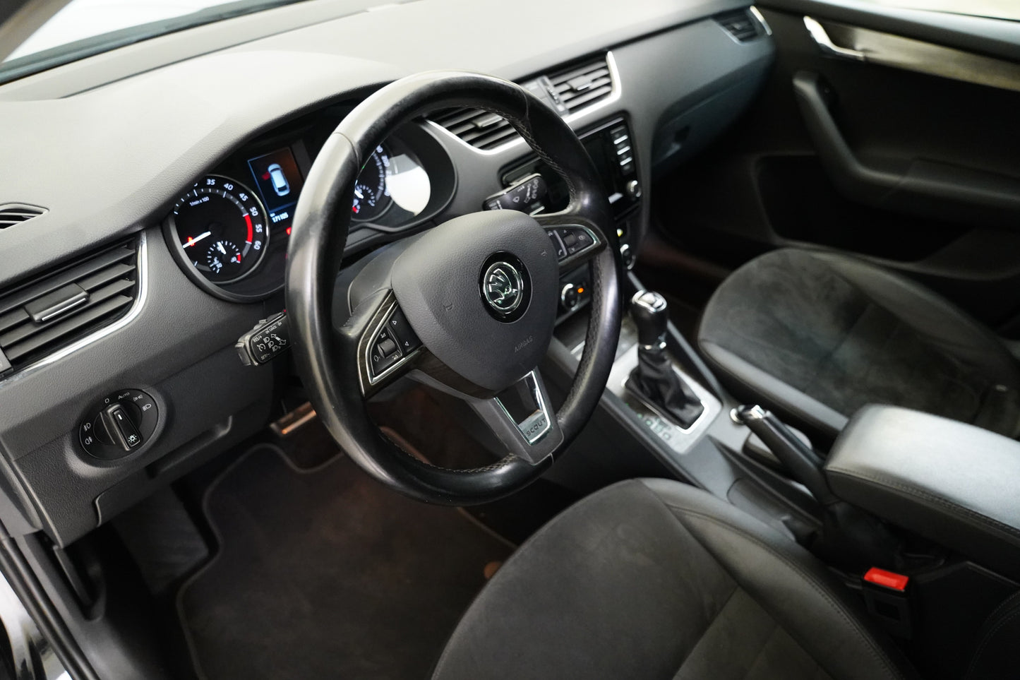 Škoda Octavia 2.0 TDI 135 kW 4x4 Scout