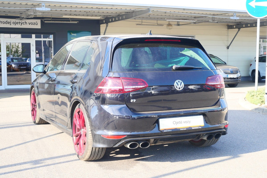 Volkswagen Golf 2.0 TSI 221 kW R – foto 4