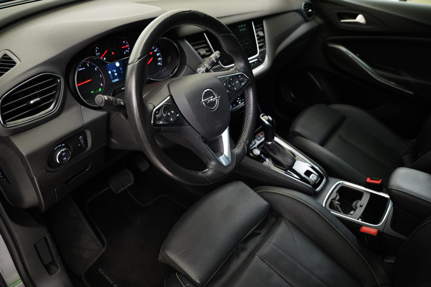 Opel Grandland X 1.2 Turbo 96 kW Business