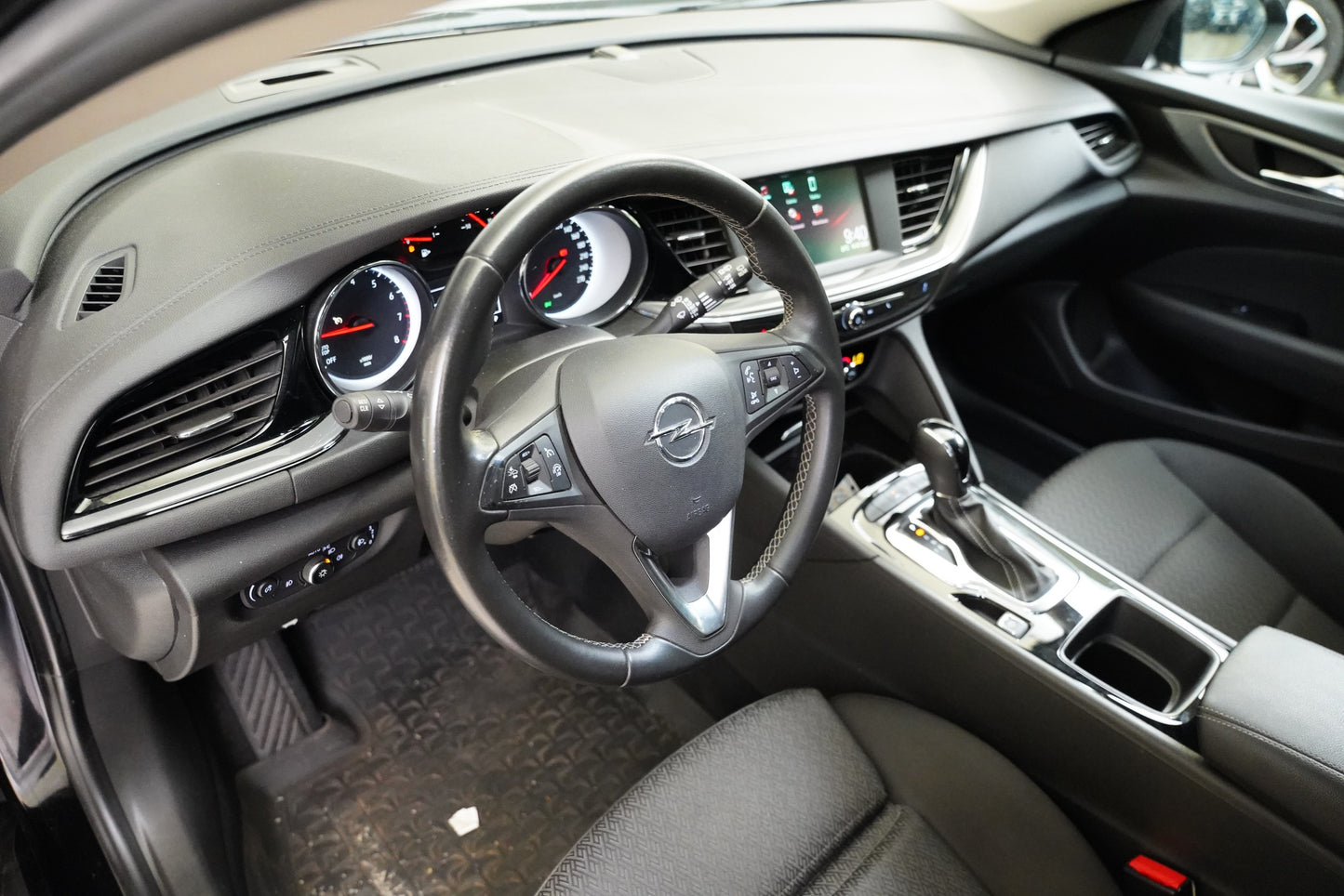 Opel Insignia 1.5 Turbo 121 kW Automatik