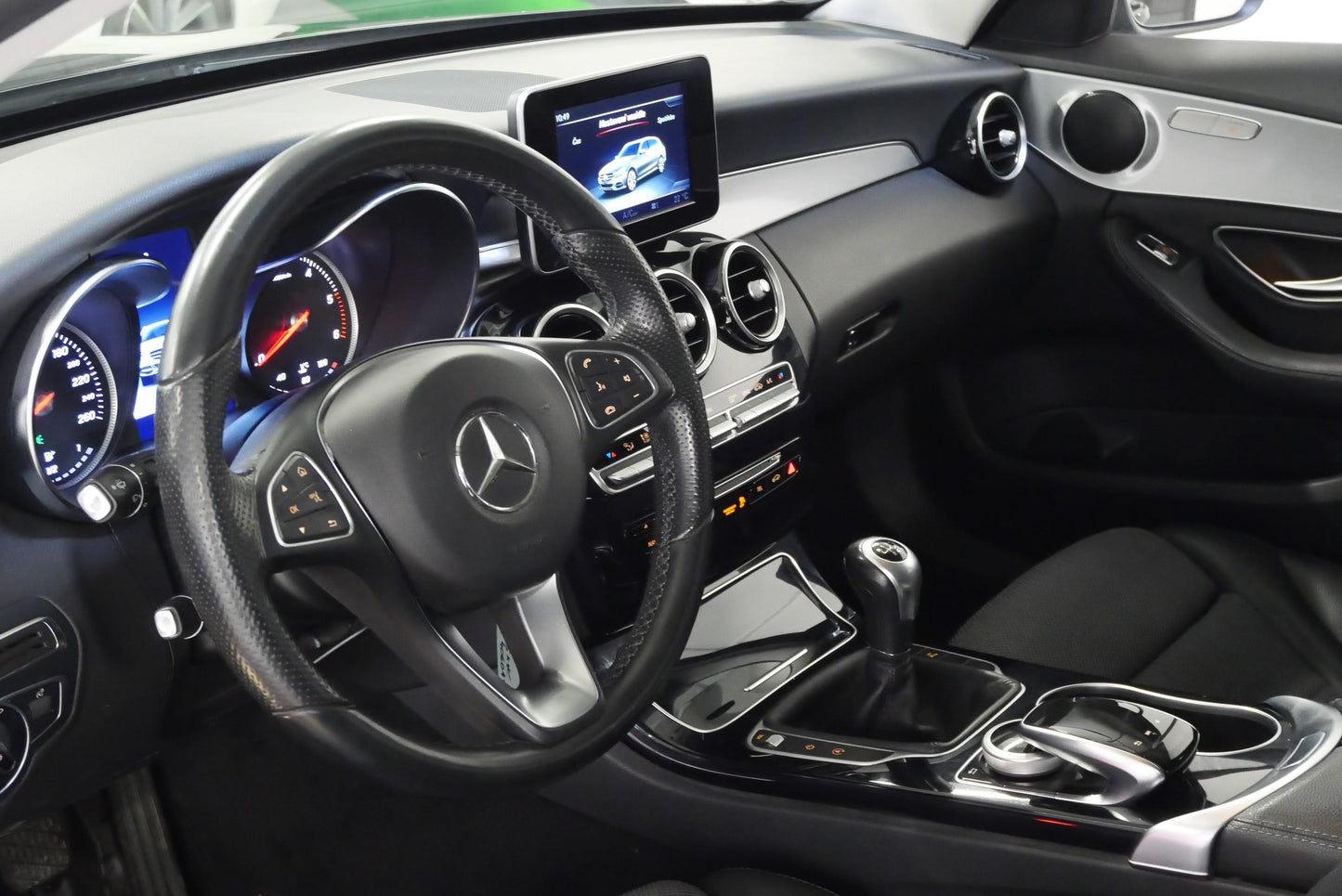 Mercedes-Benz Třídy C 220 d 125 kW Avantgarde