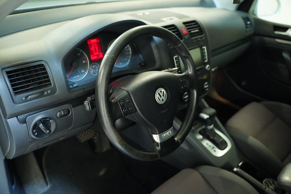 Volkswagen Golf 2.0TDi 125KW