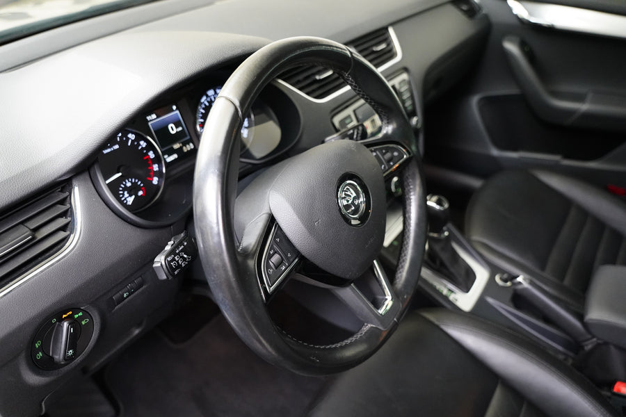 Škoda Octavia 1.6 TDI 81 kW Style – foto 14