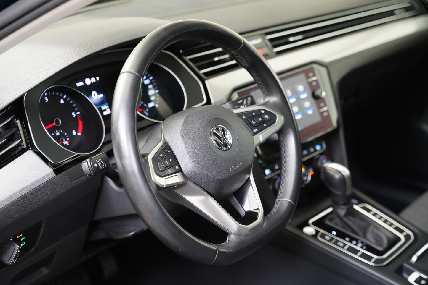 Volkswagen Passat 2.0 TDI 140 kW Business