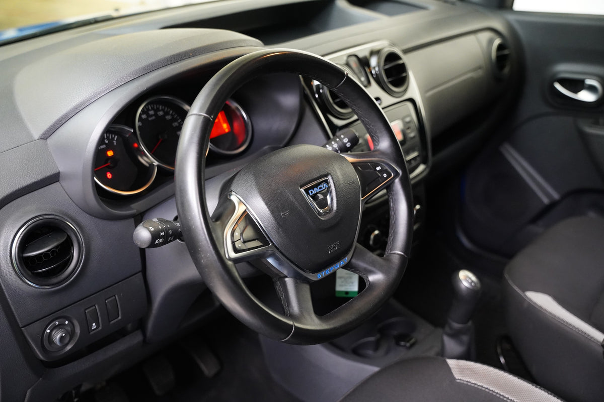 Dacia Dokker 1.6 SCe 75 kW Stepway – foto 14