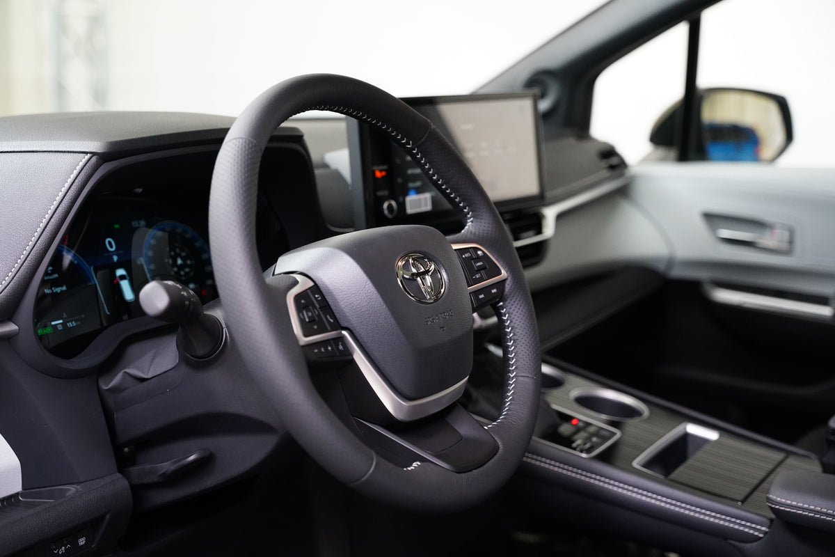 Toyota Sienna 2.5 HEV 180 kW CVT AWD XSE – foto 15