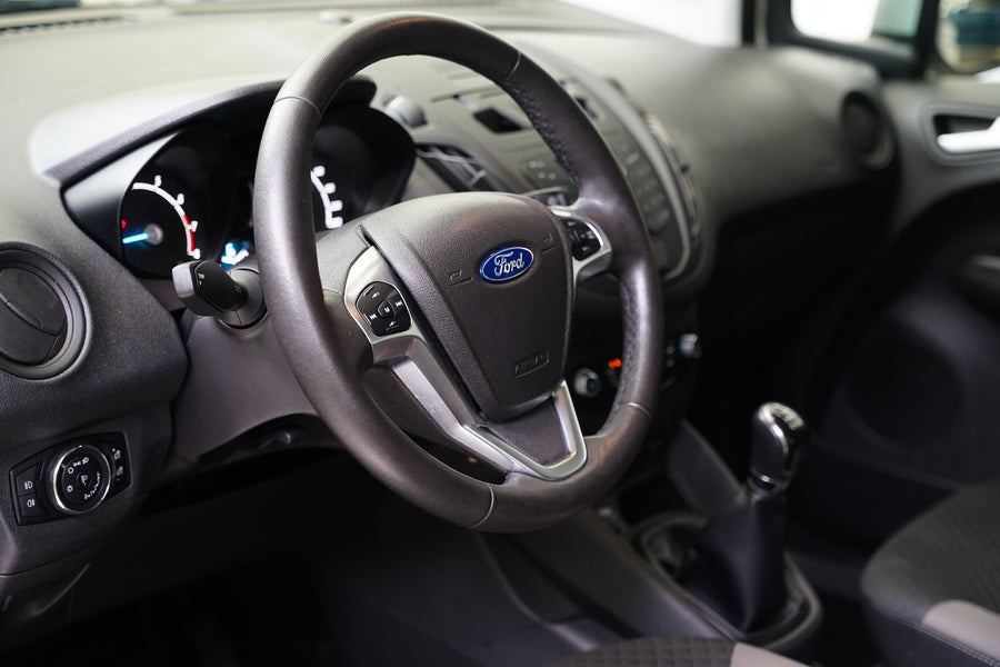 Ford Tourneo Courier 1.0 EcoBoost 74 kW – foto 14
