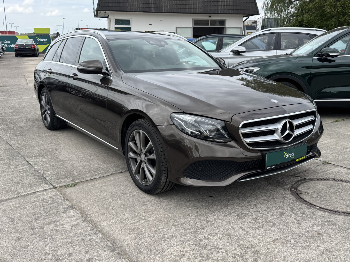 Mercedes-Benz Třídy E 2.0 CDi 143 kW