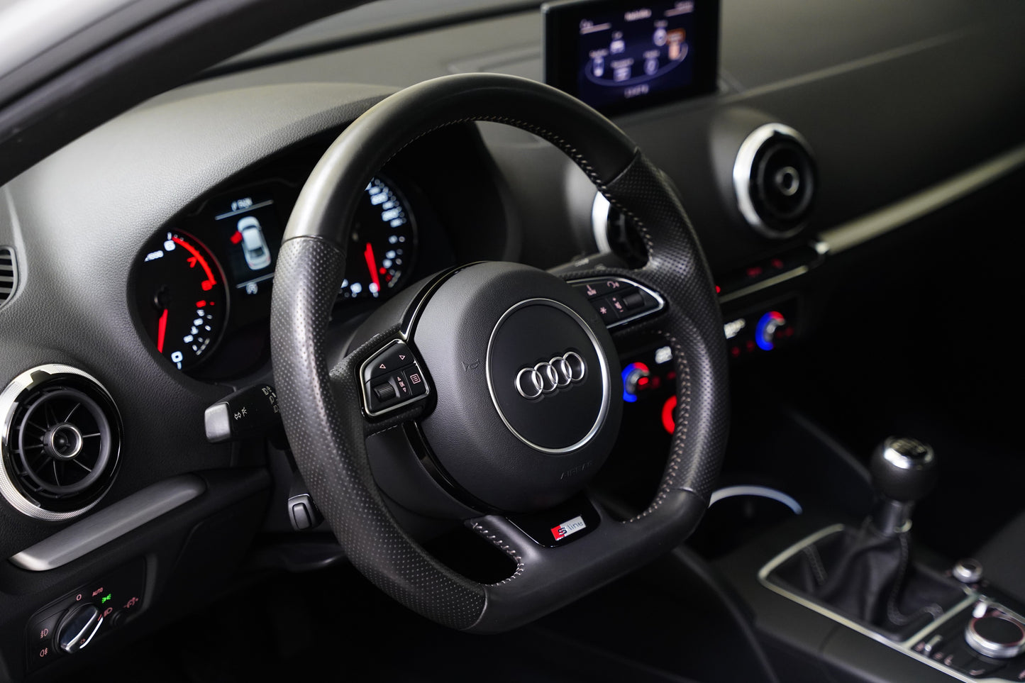 Audi A3 1.4 TFSI 16V 103 kW S line