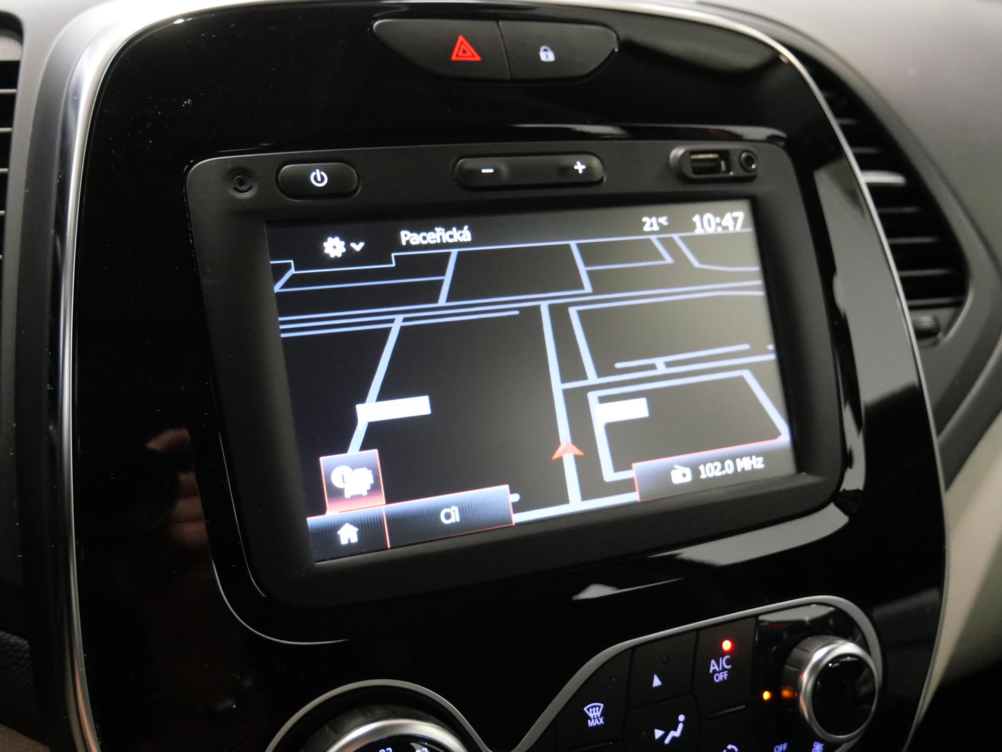 Renault Captur 0.9 TCe 66 kW Intens