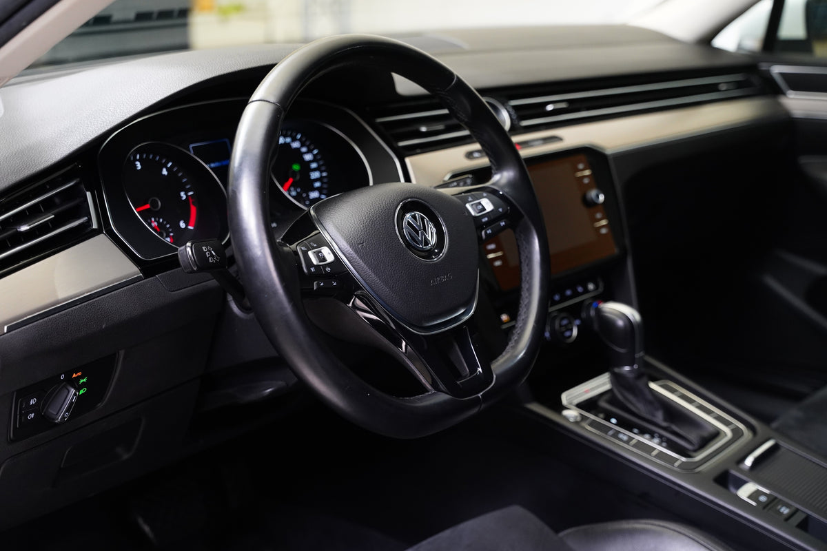 Volkswagen Passat 2.0 TDI 140kW 4Motion Highline – foto 14