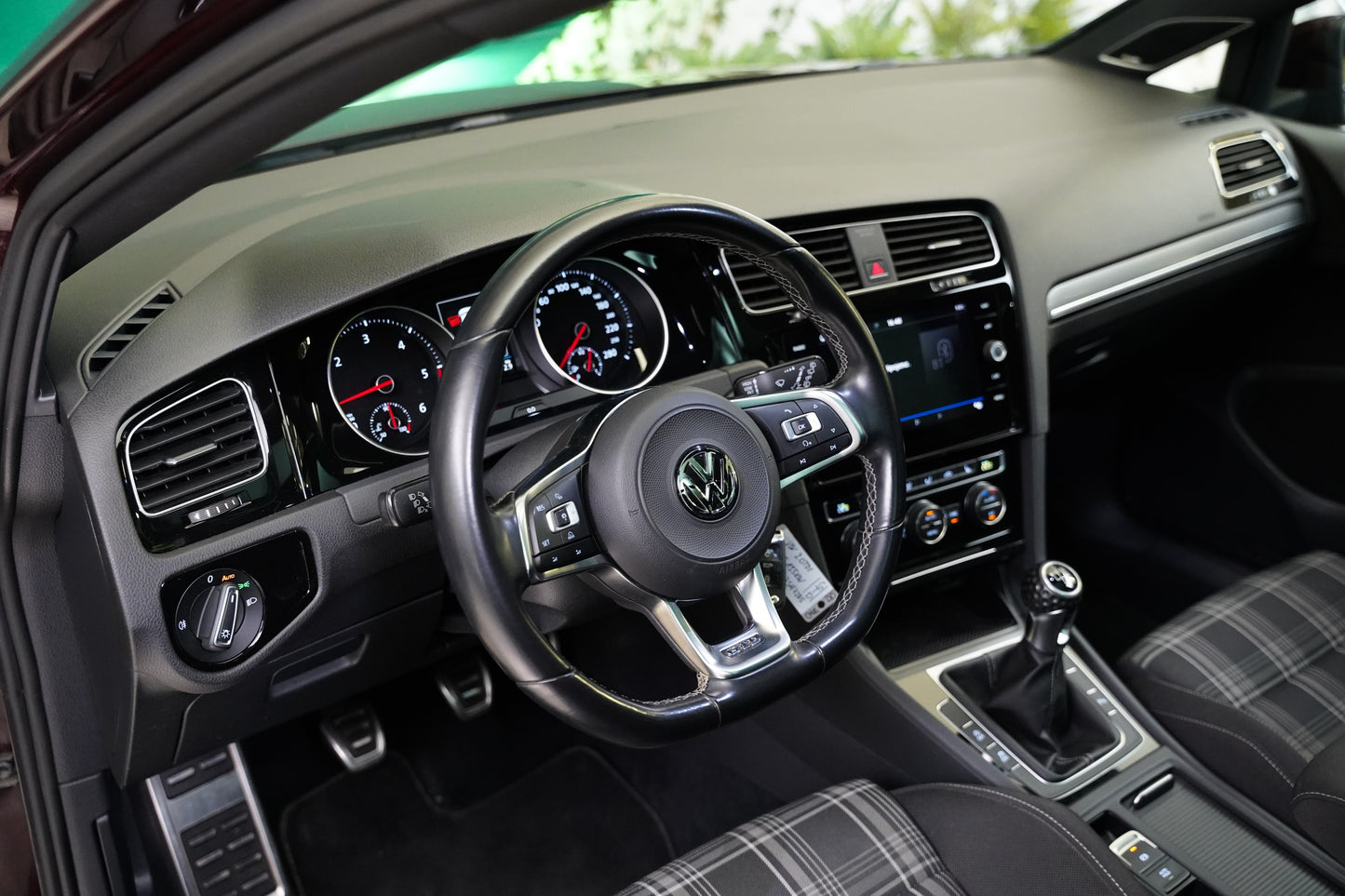 Volkswagen Golf 2.0 TDI 135 kW GTD