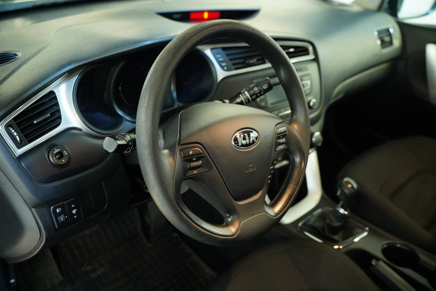 Kia Ceed 1.4 CVVT 74 kW – foto 14