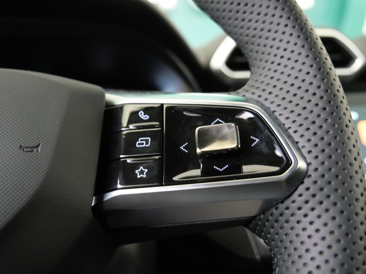 MG ZS 1.5 85 kW Elegance