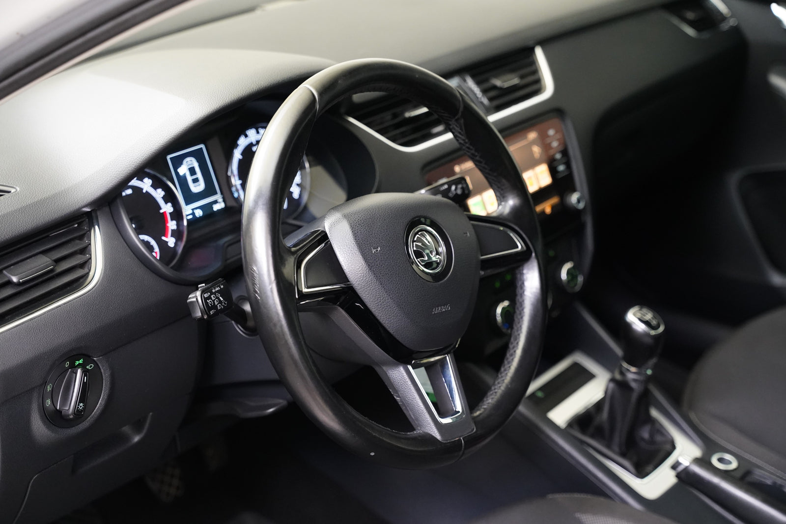 Škoda Octavia 1.6 TDI 85 kW Ambition – foto 14