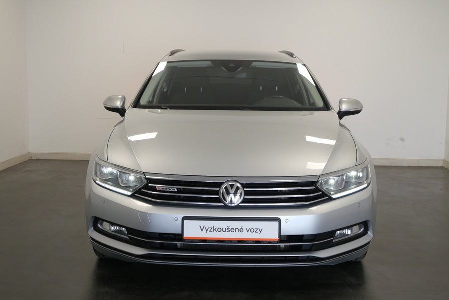 Volkswagen Passat 2.0 TDI 140 kW DSG 4x4 Comfort – foto 4
