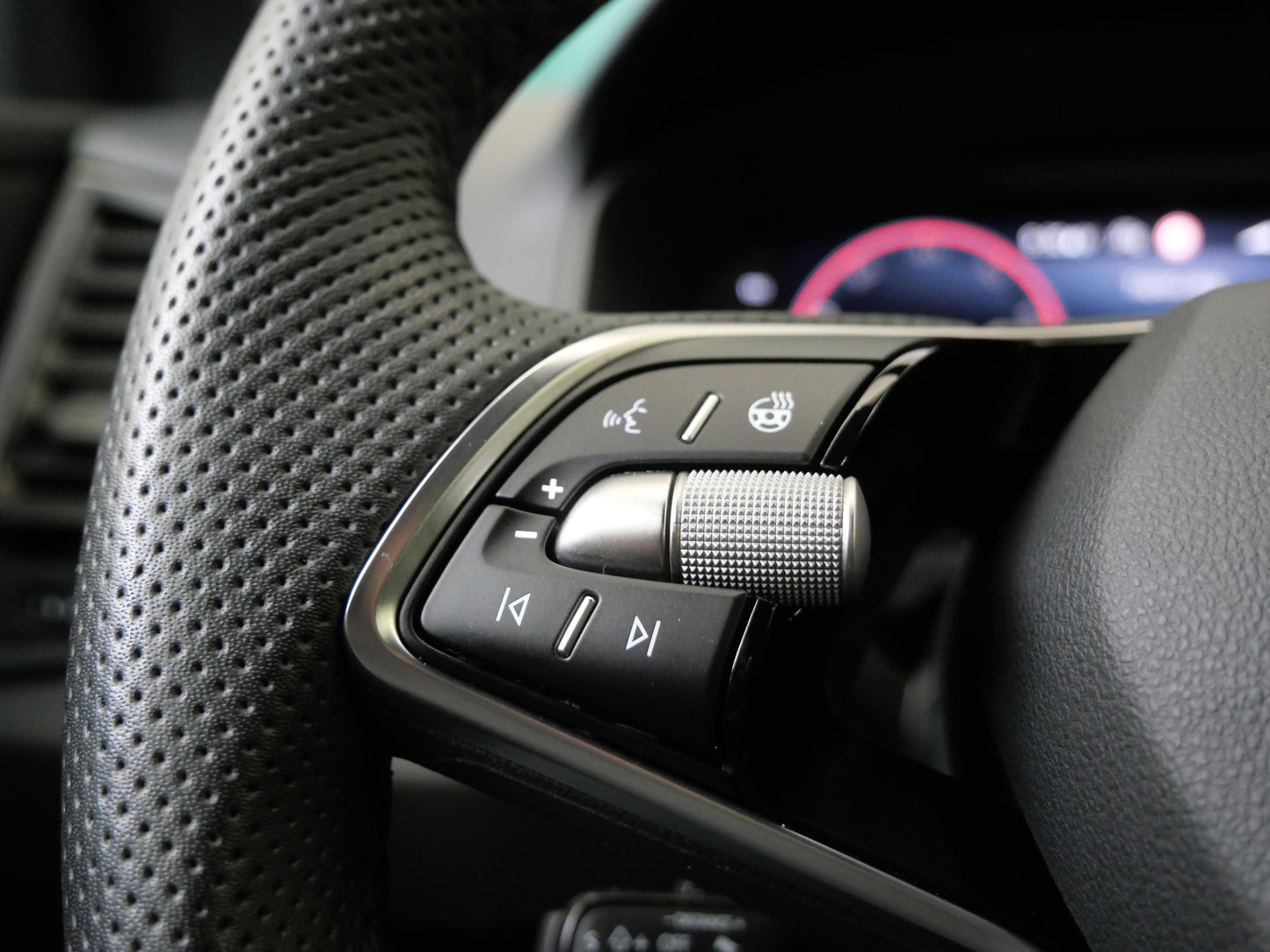 ŠKODA Karoq 1.5 TSI 110 kW DSG SportLine