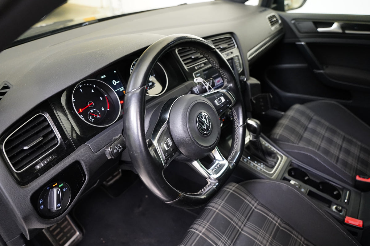 Volkswagen Golf 2.0 TDI 135 kW DSG GTD – foto 14