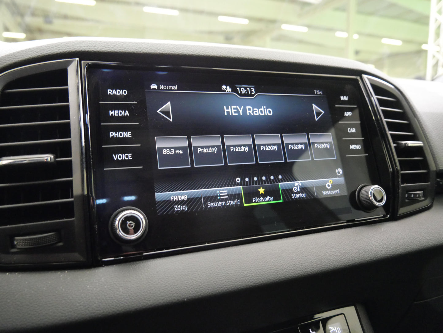 Škoda Karoq 2.0 TDI 110 kW SportLine