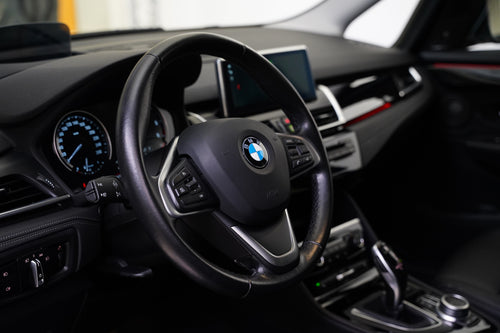 BMW Řada 2 218d 110 kW xDrive Luxury – foto 14