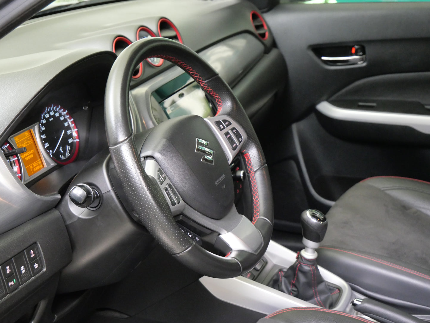 Suzuki Vitara 1.4 BoosterJet 103 kW