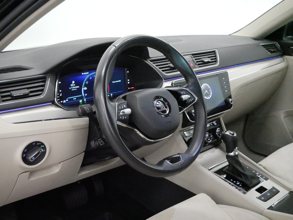 Škoda Superb 2.0 TDI 147kW Style 4x4 – foto 14