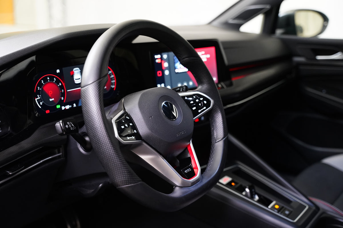 Volkswagen Golf 2.0 TSI 180 kW DSG GTI – foto 14