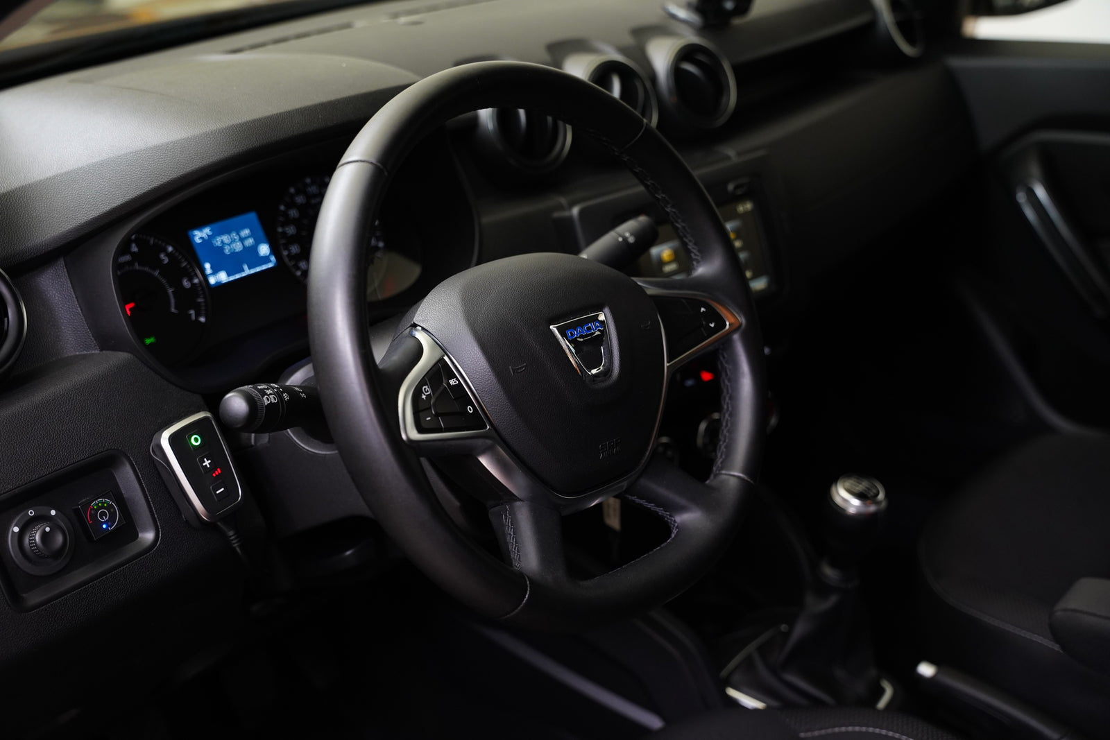 Dacia Duster 1.6 SCe 84 kW 4x4 Comfort – foto 14