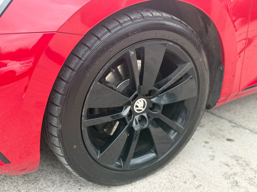 Škoda Superb 2.0TDI 140KW Sportline – foto 14