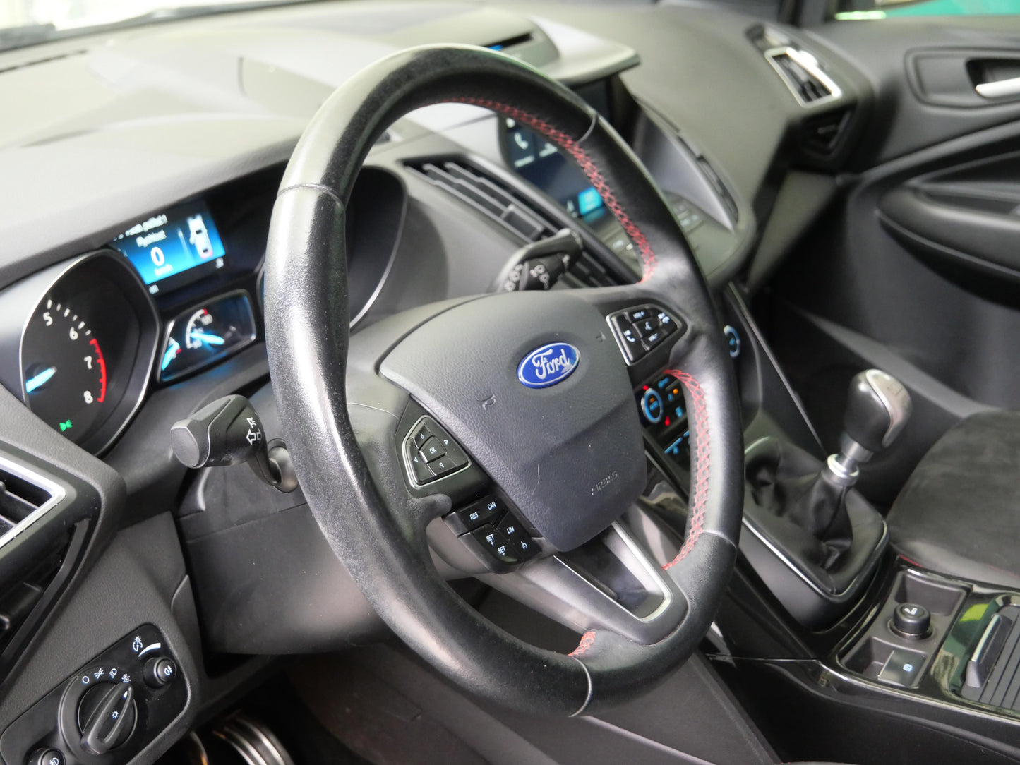 Ford Kuga 1.5 EcoBoost 110 kW ST-Line