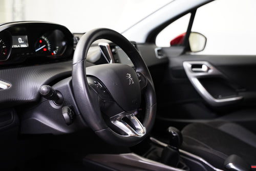 Peugeot 2008 1.2 PureTech 61 kW – foto 14