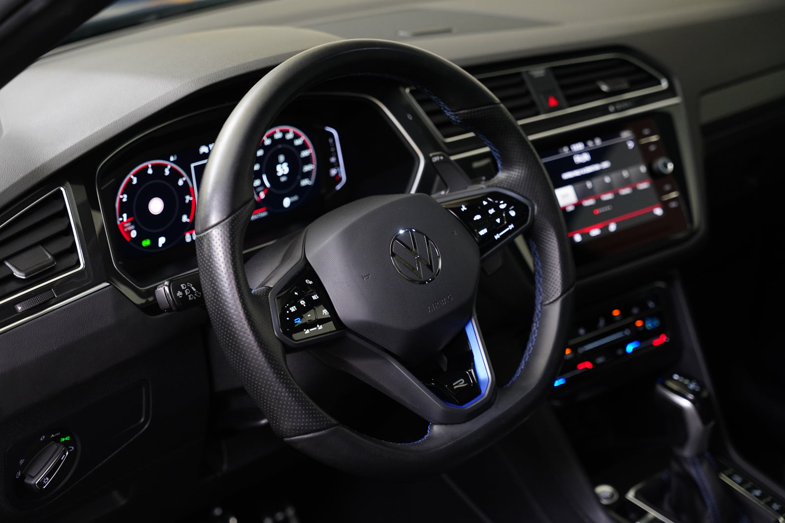 Volkswagen Tiguan 2.0 TSI 235 kW DSG 4Motion R – foto 14