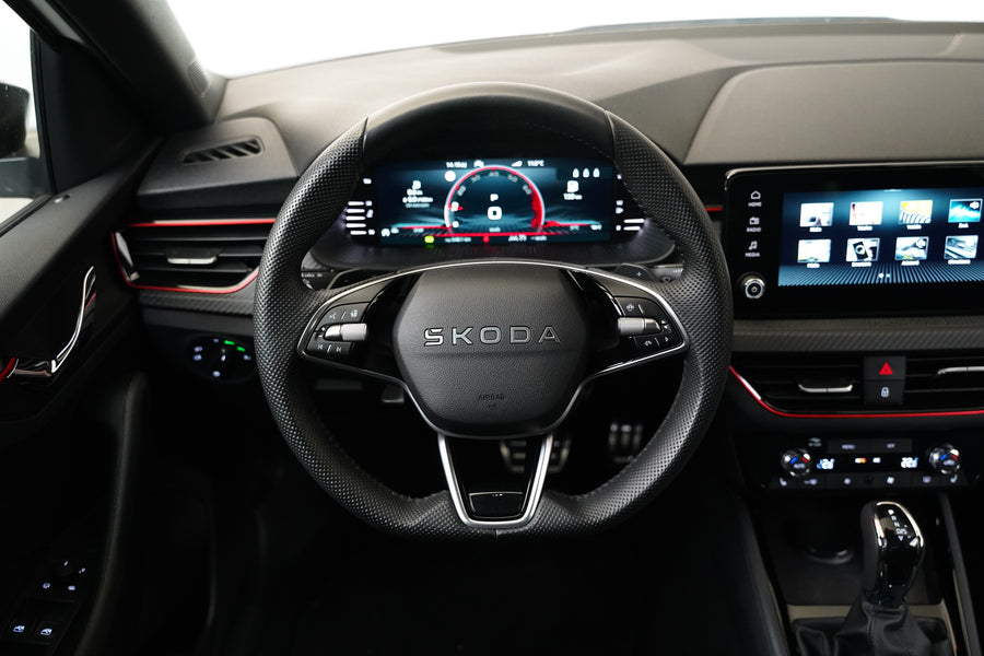 Škoda Scala 1.0 TSI 85 kW DSG Monte Carlo – foto 14