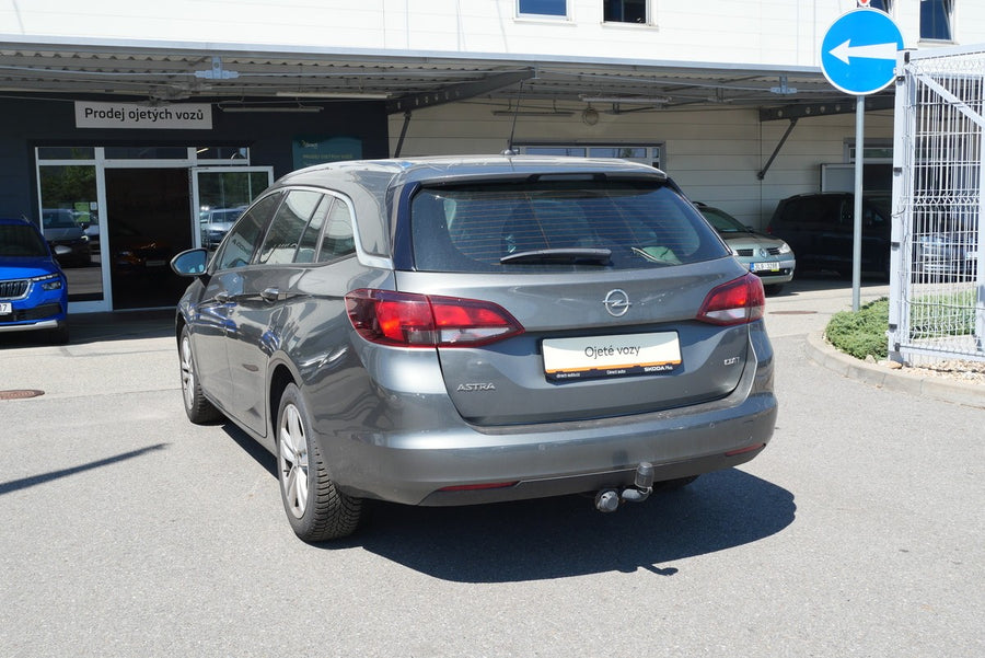 Opel Astra 1.6 CDTi 81kW Enjoy – foto 4