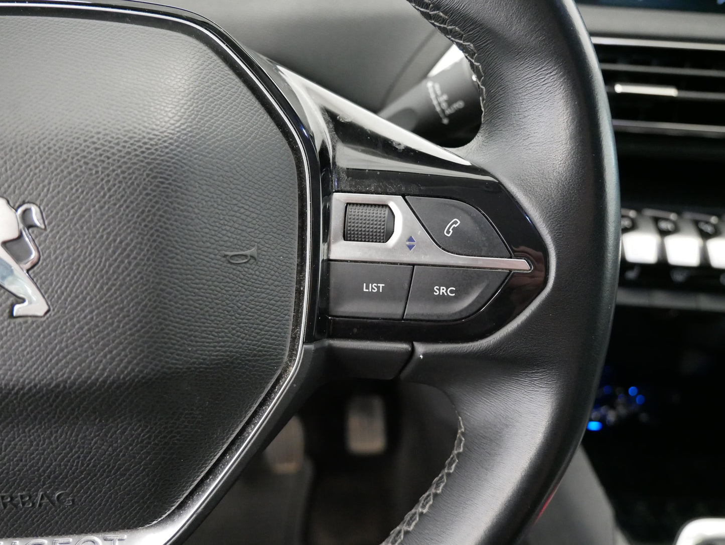 Peugeot 3008 1.5 BlueHDi 96 kW